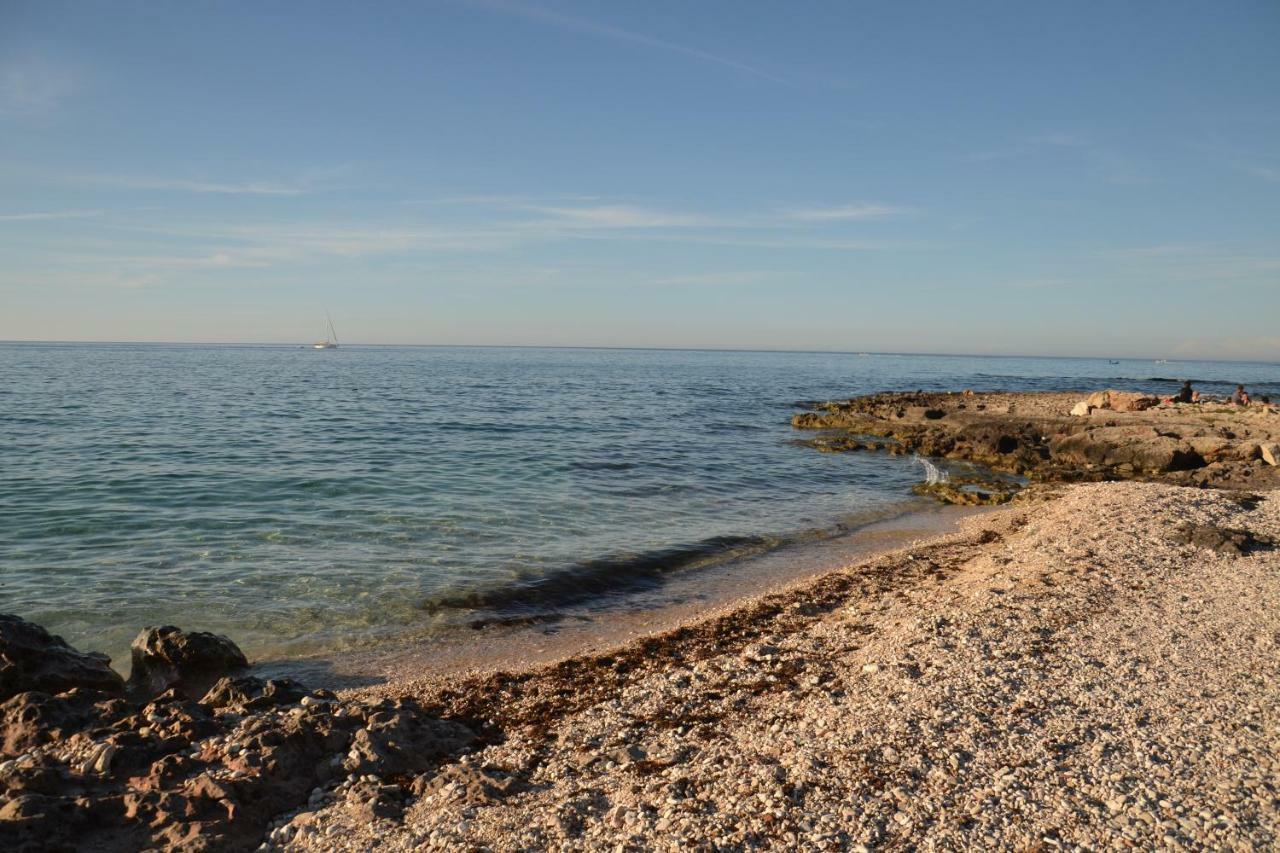 Porto Nuovo Holiday Home Монополи Екстериор снимка