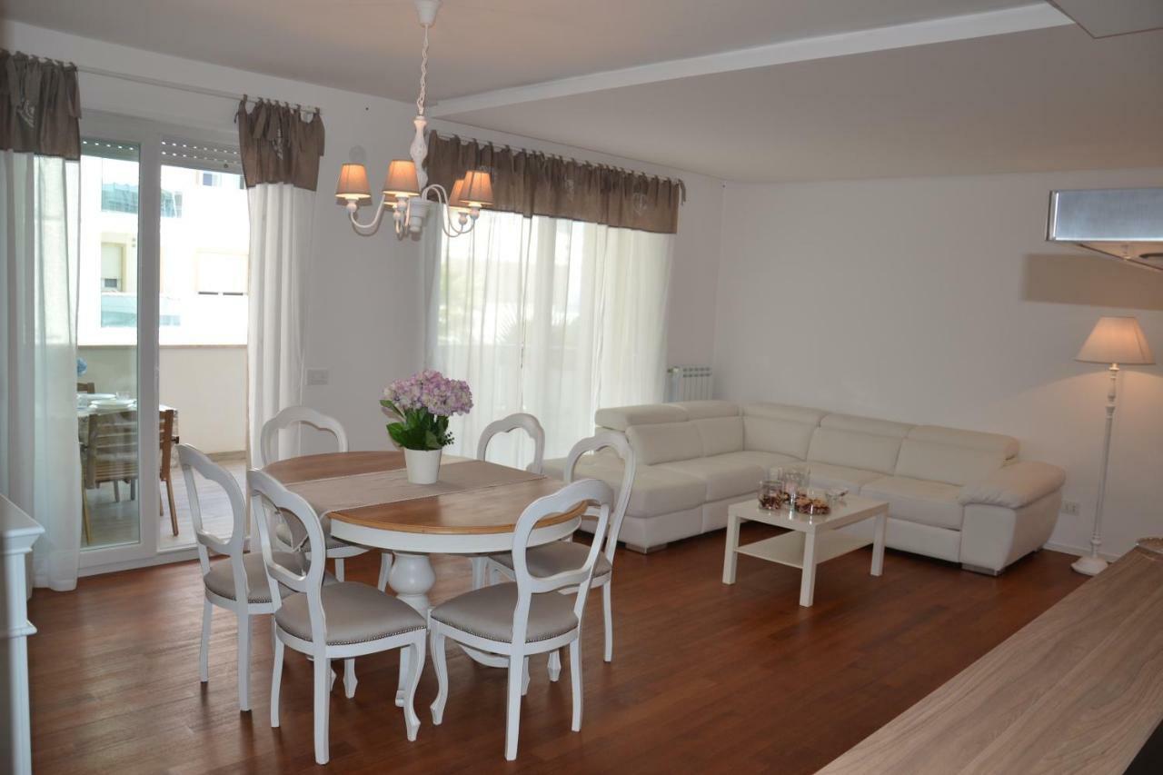 Porto Nuovo Holiday Home Монополи Екстериор снимка