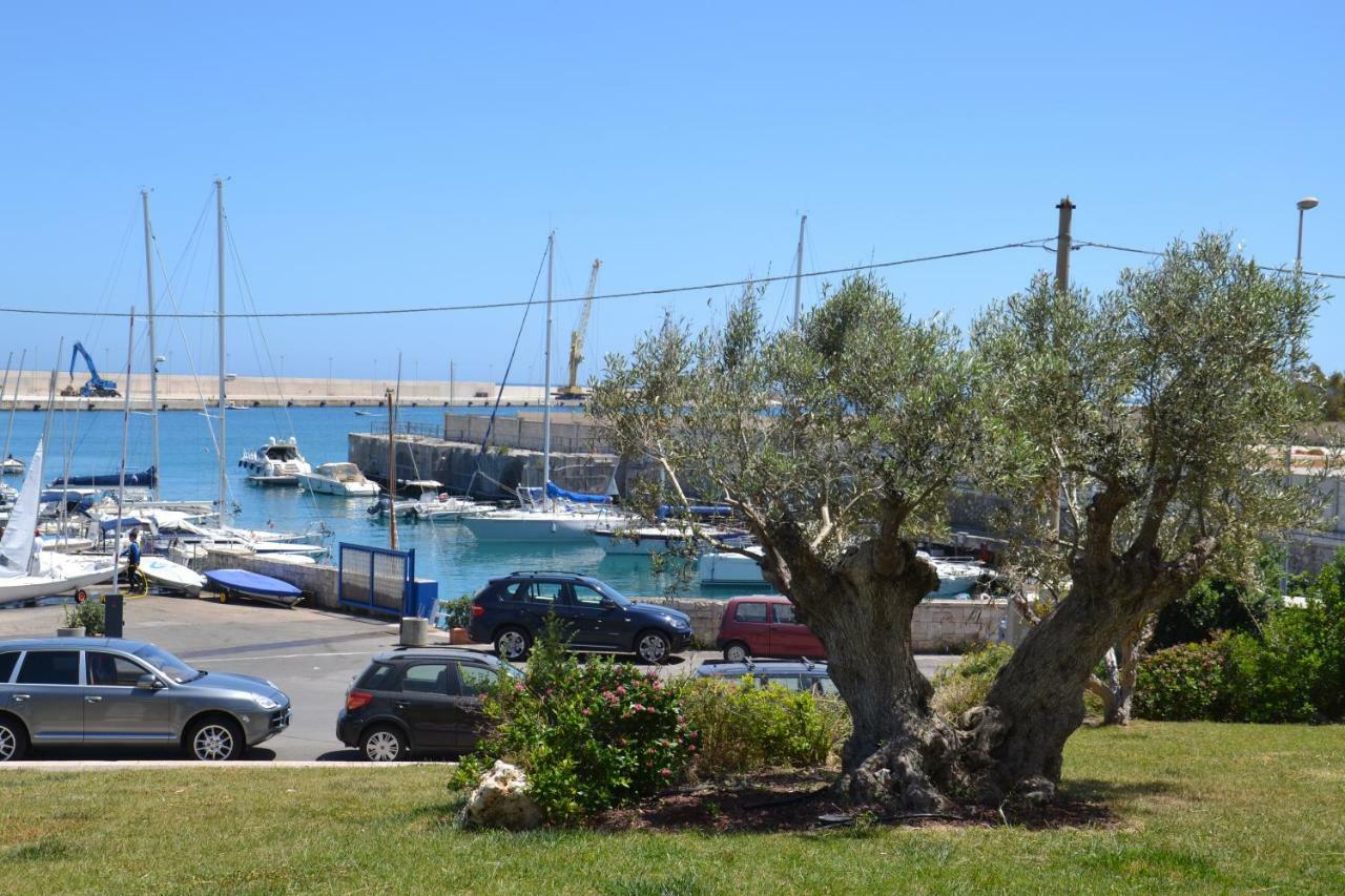 Porto Nuovo Holiday Home Монополи Екстериор снимка